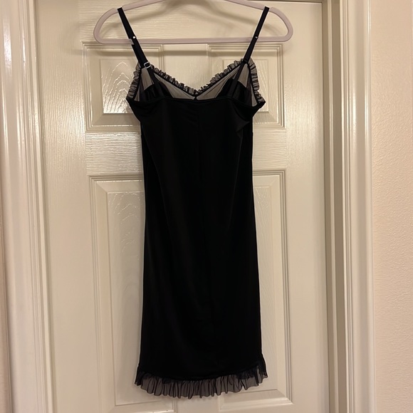 Victoria’s Secret Mesh Trim Teddy - Picture 5 of 5